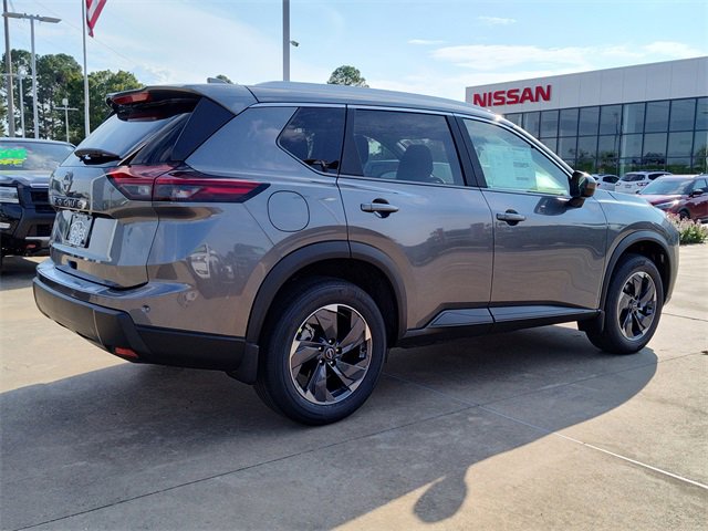 2026 Nissan Rogue SV photo 3