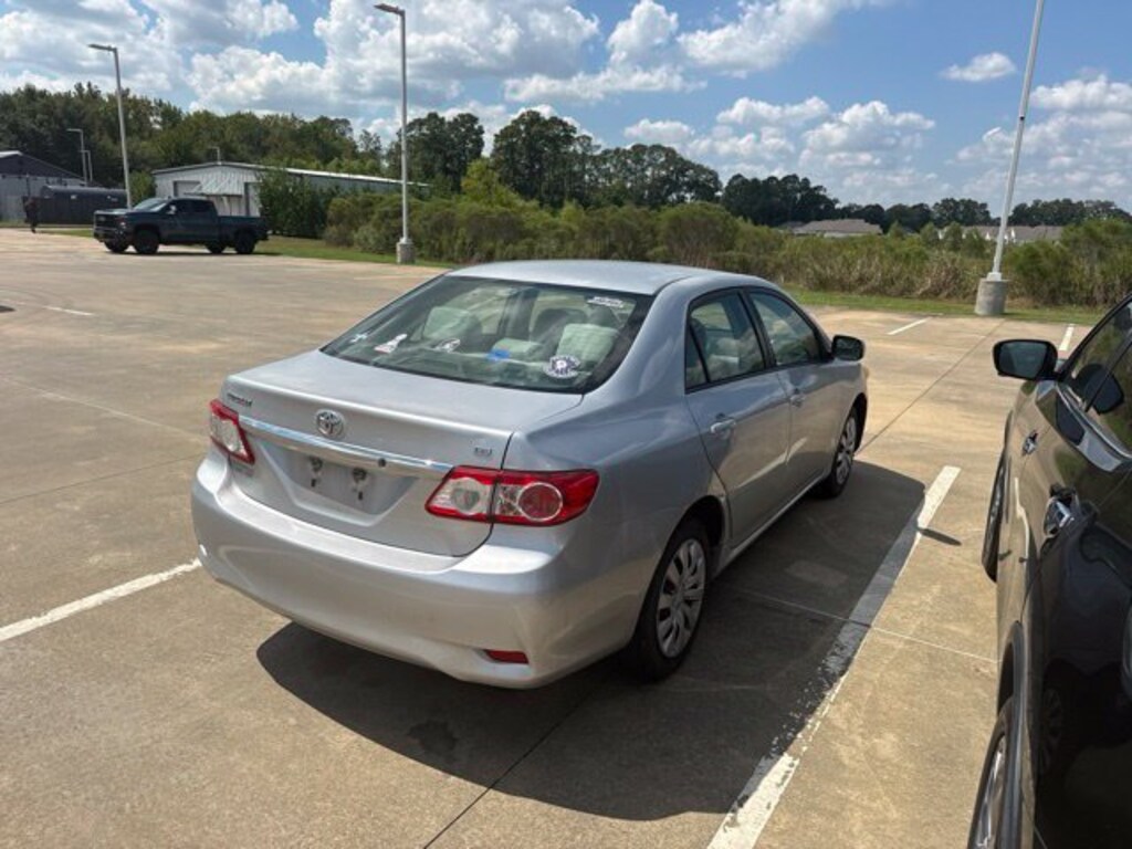 Used 2012 Toyota Corolla LE Sedan