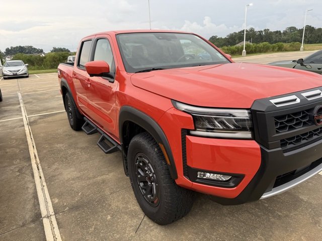 2025 Nissan Frontier PRO-4X photo 4