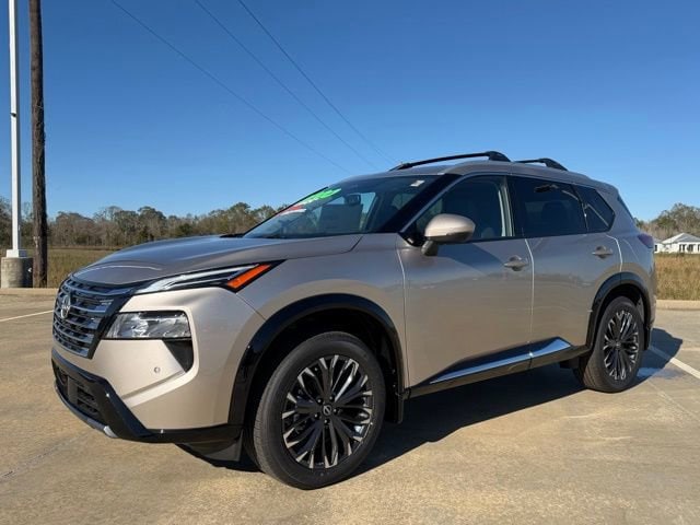 2026 Nissan Rogue Platinum's photo