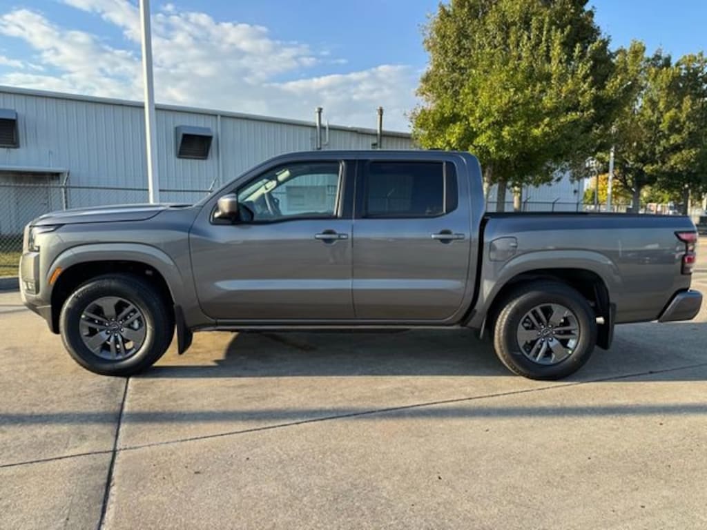 New 2026 Nissan Frontier SV Truck Crew Cab
