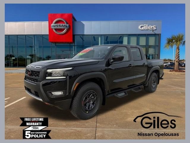 2026 Nissan Frontier PRO-X's photo