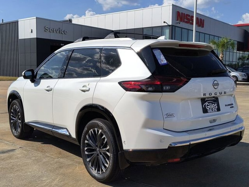 New 2026 Nissan Rogue Platinum SUV