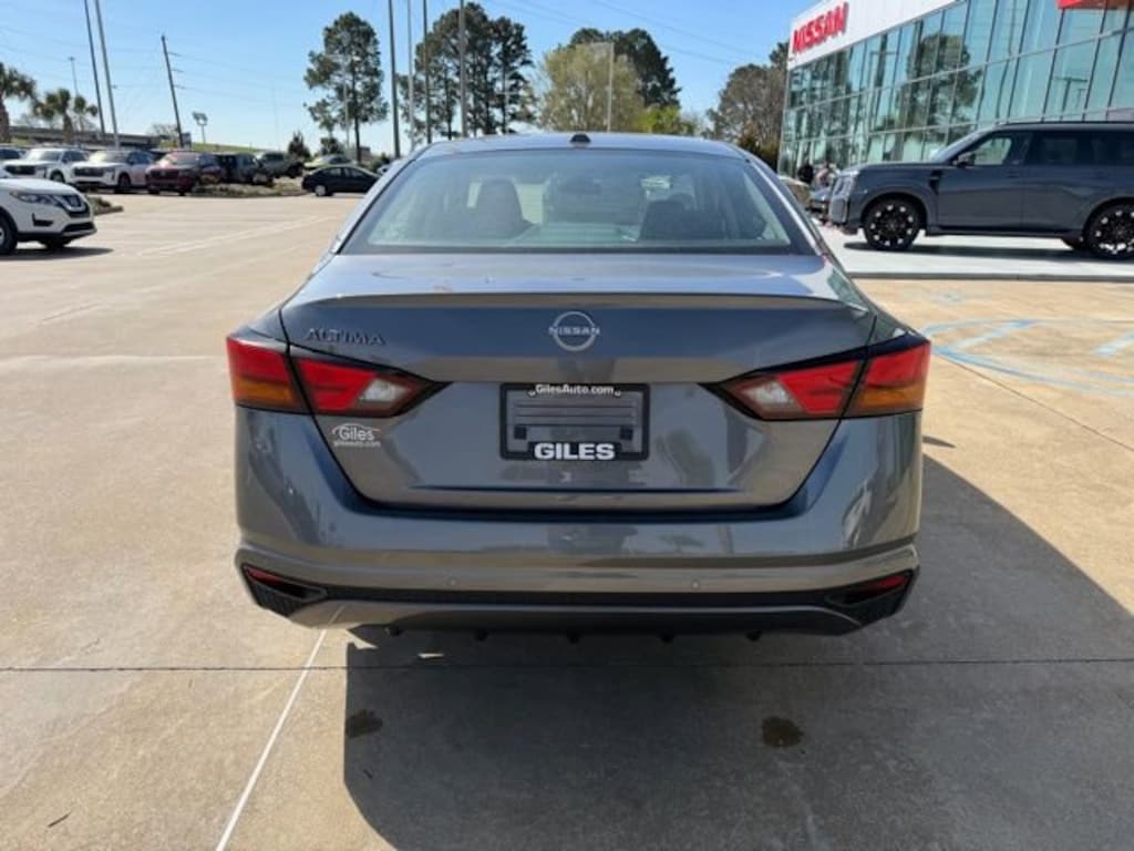 Used 2025 Nissan Altima S Sedan