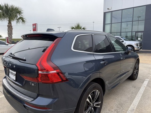 2020 Volvo XC60 T6 Momentum photo 3