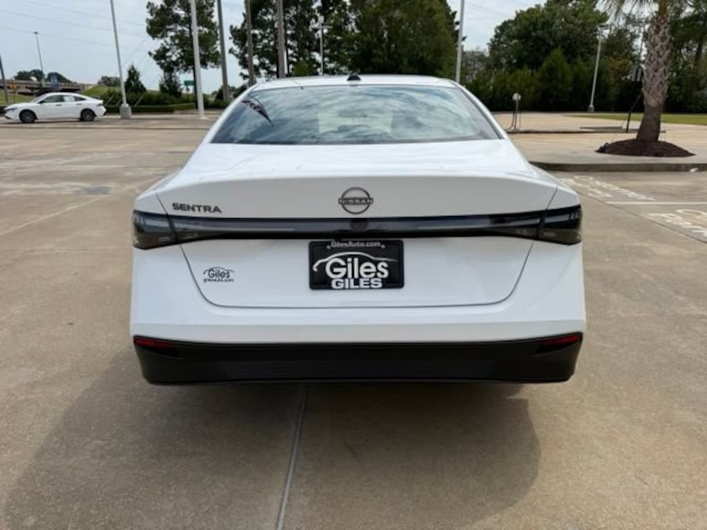 New 2027 Nissan Sentra SV