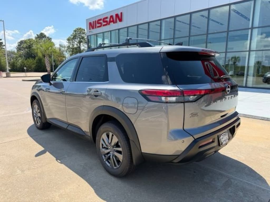 New 2026 Nissan Pathfinder SV SUV