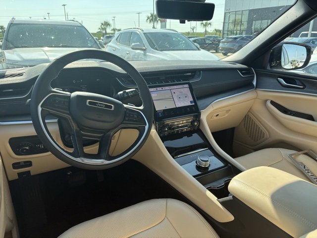 2024 Jeep Grand Cherokee Limited photo 3
