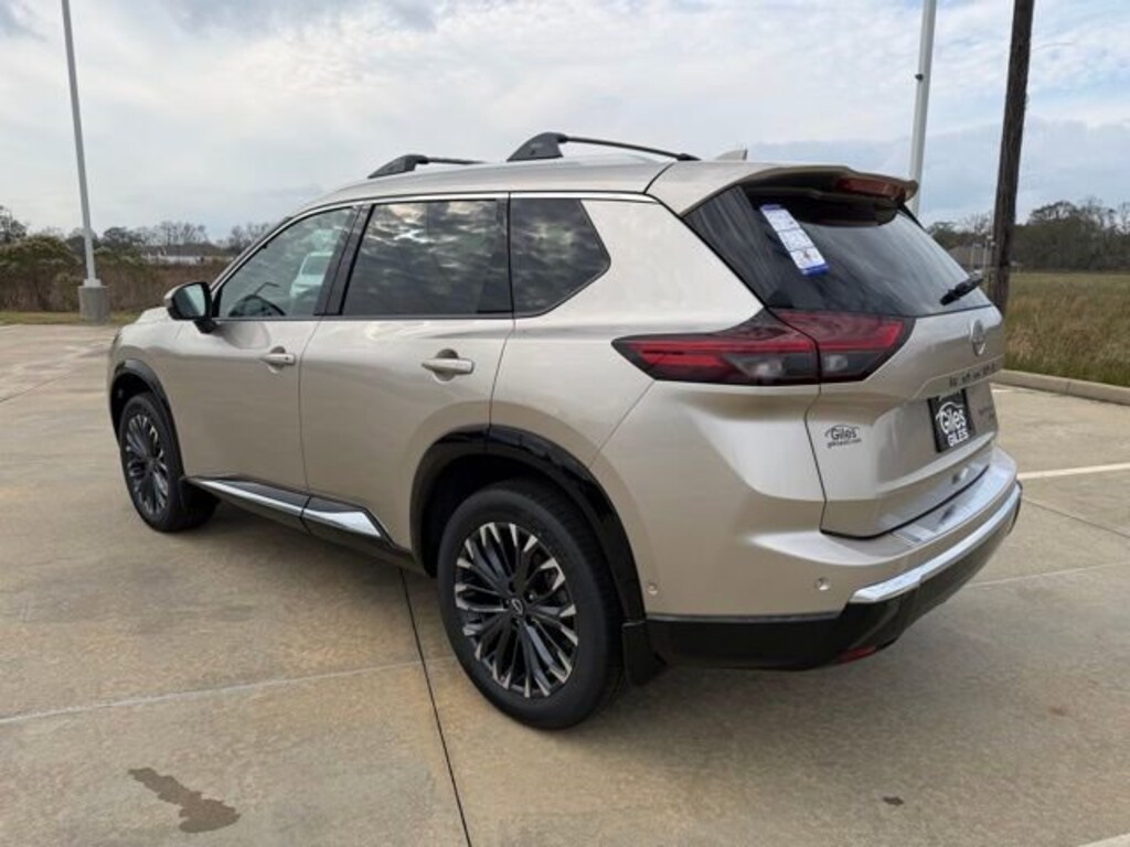New 2026 Nissan Rogue Platinum SUV