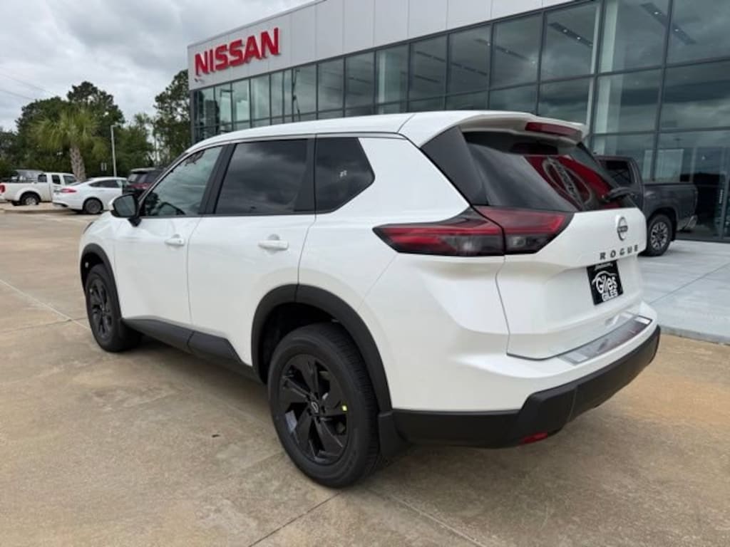 New 2026 Nissan Rogue SV SUV