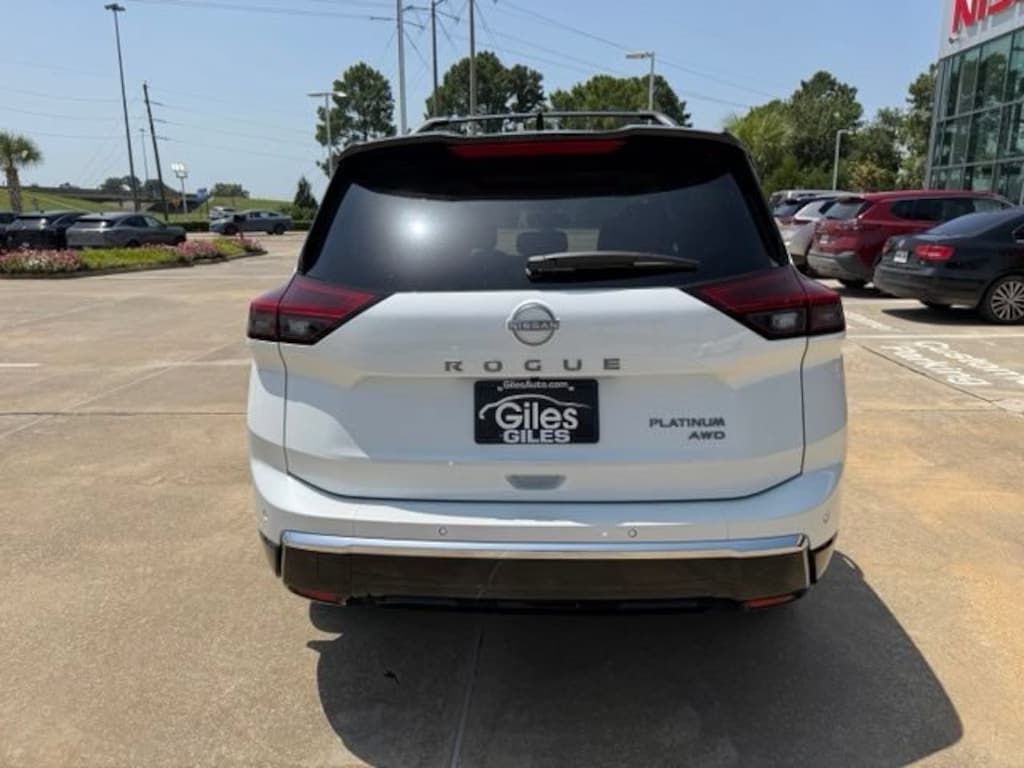 New 2026 Nissan Rogue Platinum SUV