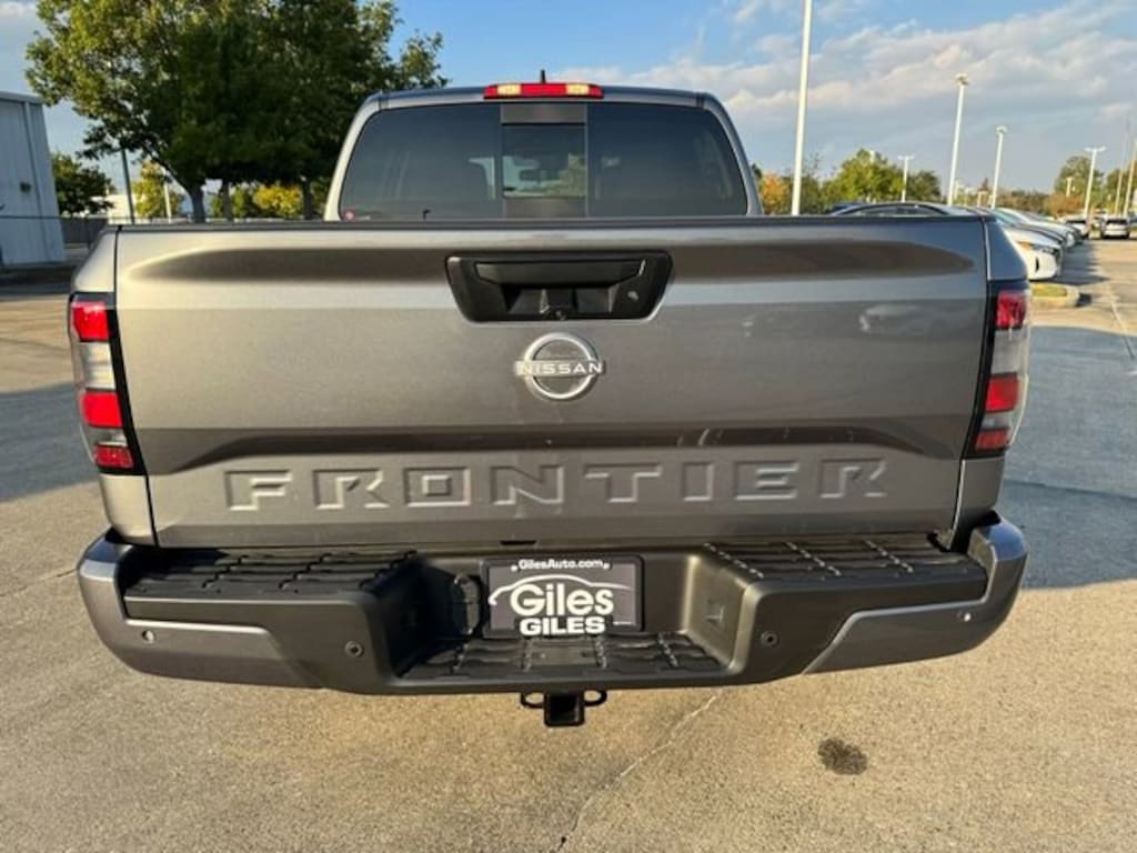New 2026 Nissan Frontier SV Truck Crew Cab