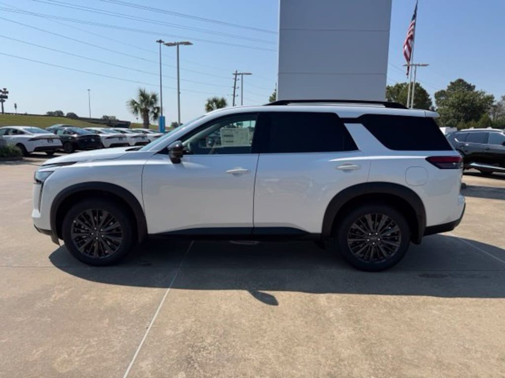 New 2026 Nissan Pathfinder SL SUV