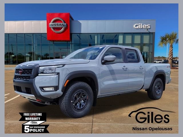 2026 Nissan Frontier PRO-4X's photo