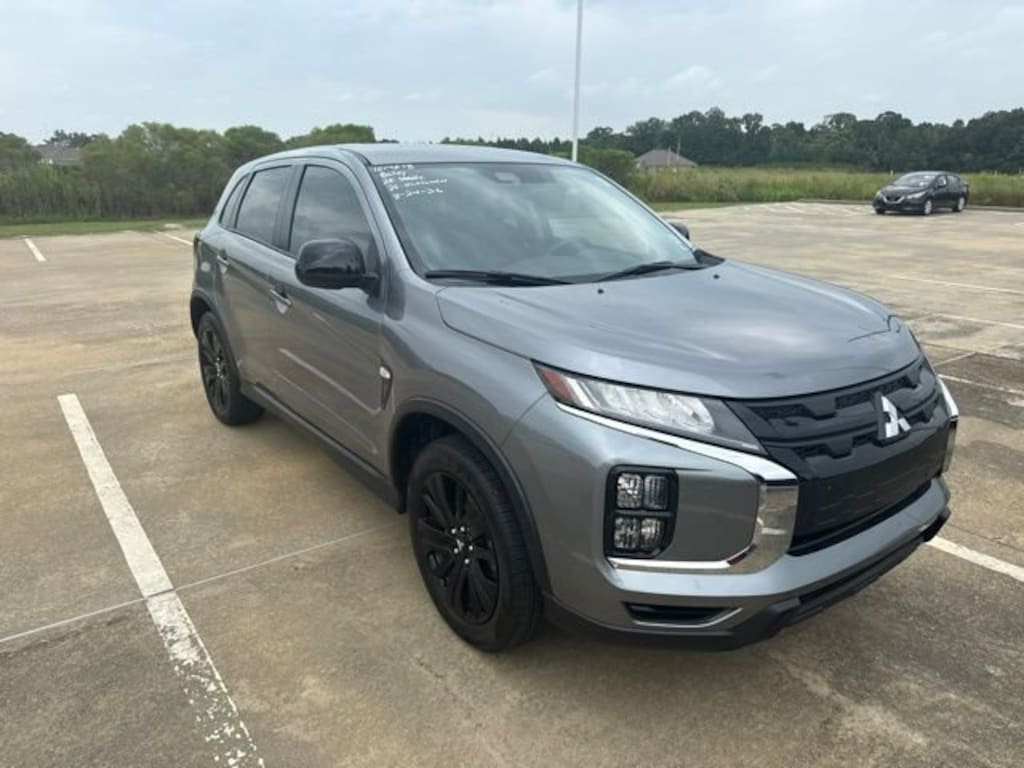Used 2026 Mitsubishi Outlander Sport 2.0 LE SUV
