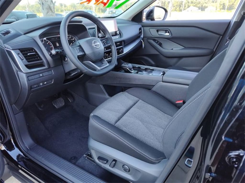 New 2026 Nissan Rogue SV SUV