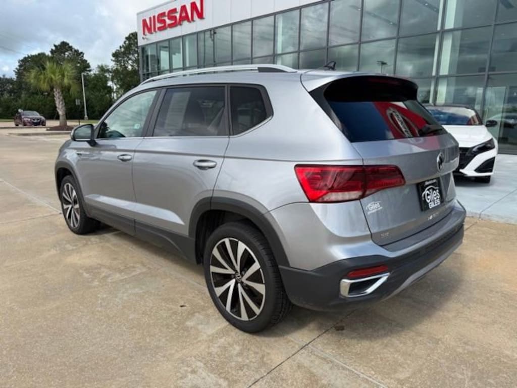 Used 2024 Volkswagen Taos 1.5T SE SUV