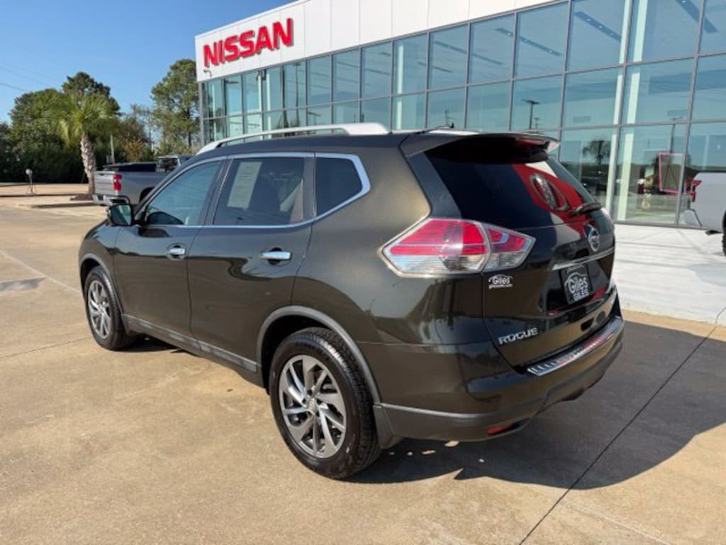 Used 2015 Nissan Rogue SL SUV