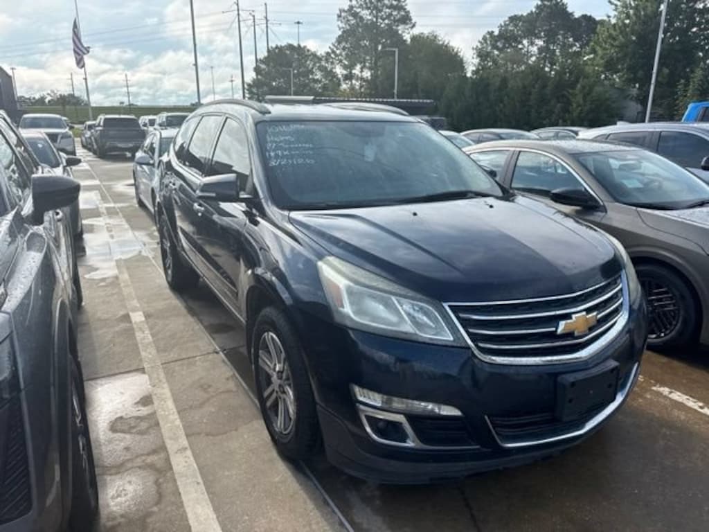 Used 2017 Chevrolet Traverse LT w/2LT SUV