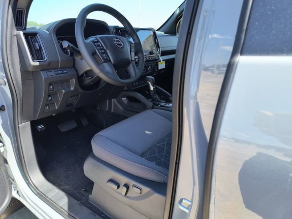 New 2026 Nissan Frontier SV Truck Crew Cab