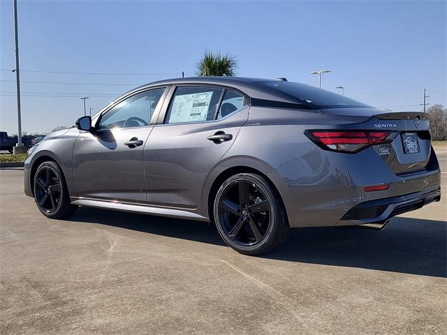 2025 Nissan Sentra SR photo 3