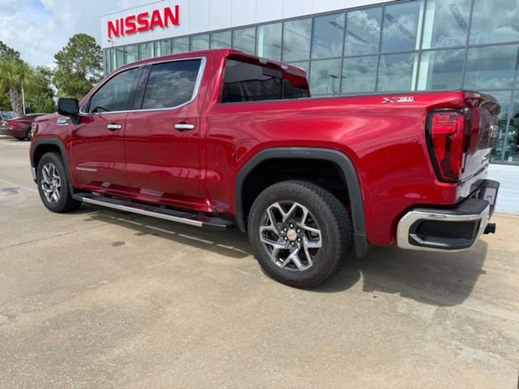 Used 2025 GMC Sierra 1500 SLT Truck Crew Cab