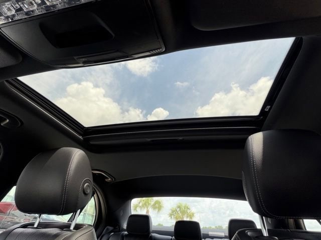 2022 Mercedes-Benz E-Class E350 - Photo 24