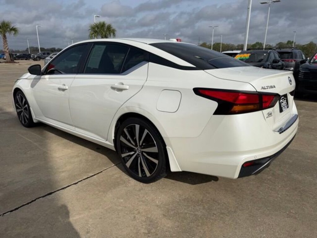 Used 2020 Nissan Altima 2.5 SR Sedan