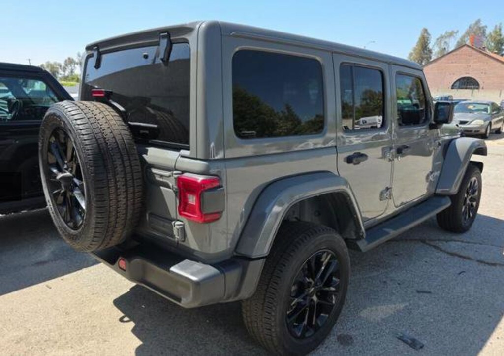 Used 2022 Jeep Wrangler Unlimited 4xe Sahara SUV