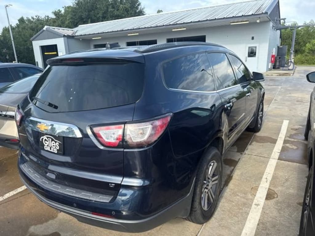 Used 2017 Chevrolet Traverse LT w/2LT SUV