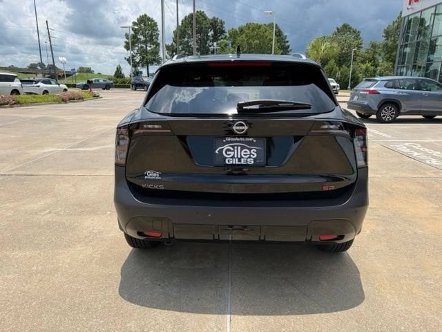 2026 Nissan KICKS SR - Photo 4