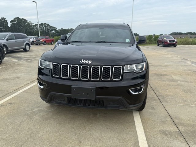 2019 Jeep Grand Cherokee Laredo E photo 3