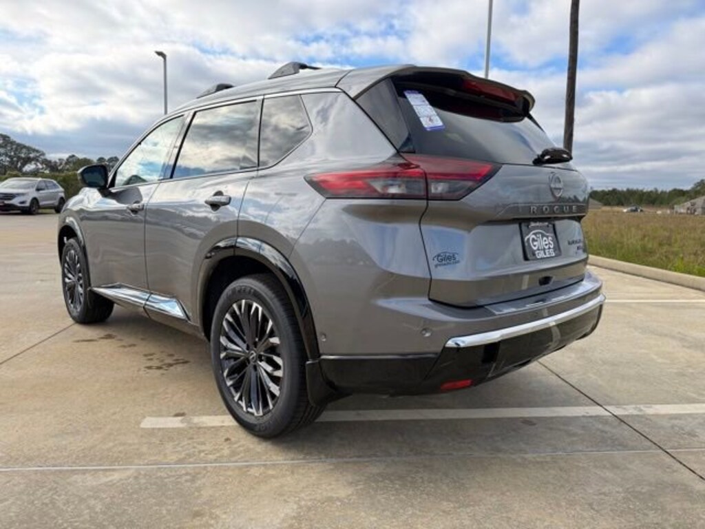 New 2026 Nissan Rogue Platinum SUV