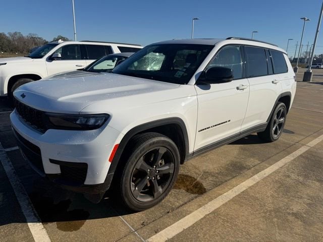 2023 Jeep Grand Cherokee L Altitude's photo
