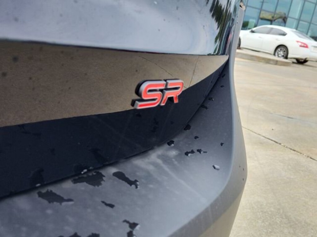 New 2025 Nissan Kicks SR SUV