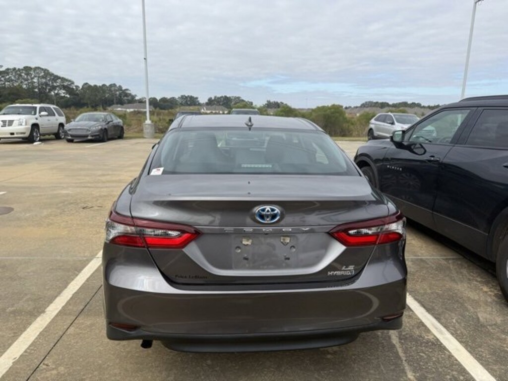 Used 2021 Toyota Camry Hybrid LE Sedan