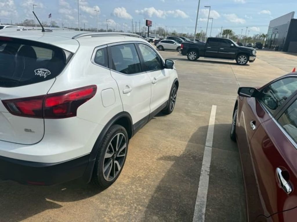 Used 2016 Nissan Rogue S SUV