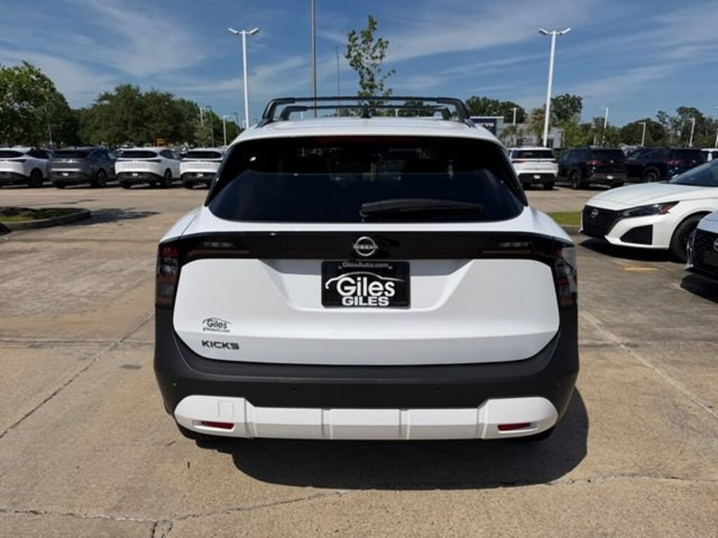 New 2026 Nissan Kicks SV SUV