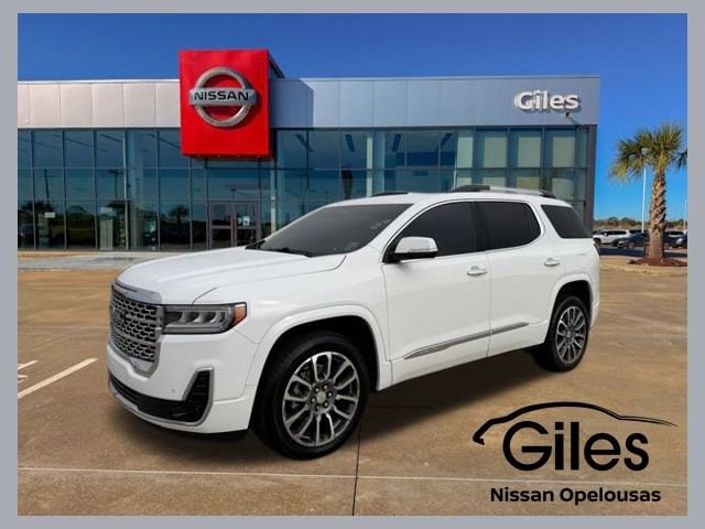 2021 GMC Acadia Denali's photo