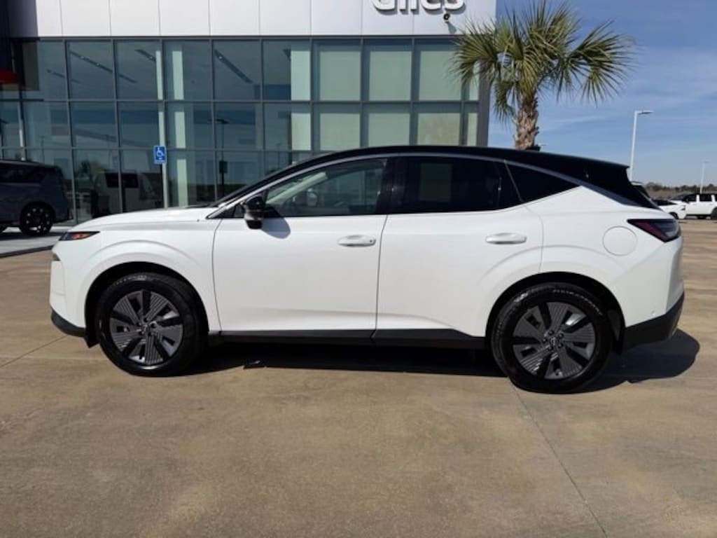 Used 2025 Nissan Murano SL SUV