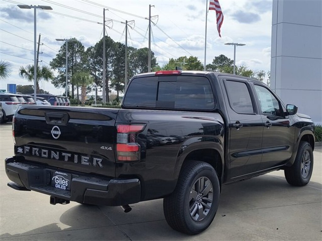 New 2026 Nissan Frontier SV Truck Crew Cab