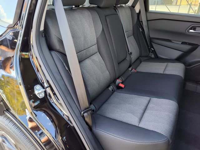 2026 Nissan Rogue SV - Photo 14