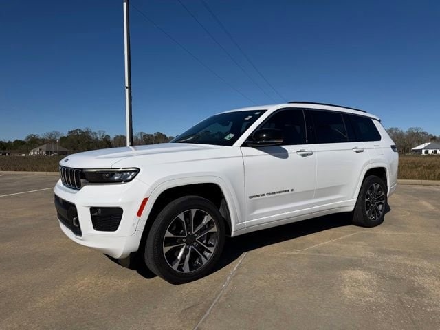 2023 Jeep Grand Cherokee L Overland's photo