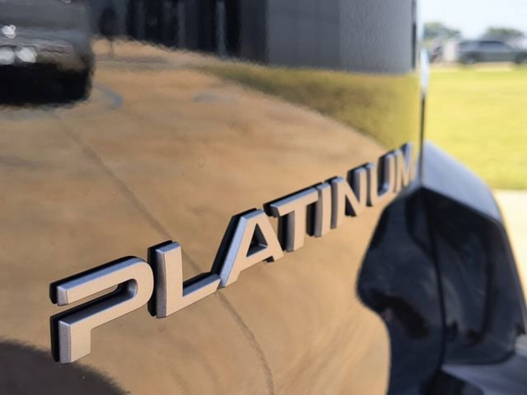 New 2026 Nissan Armada Platinum SUV