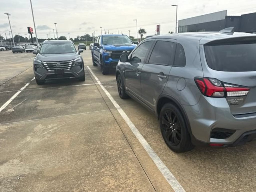 Used 2026 Mitsubishi Outlander Sport 2.0 LE SUV
