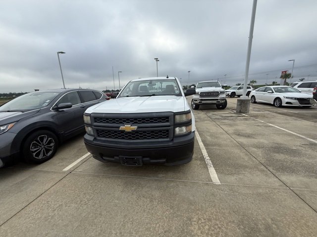 2015 Chevrolet Silverado 1500 photo 2