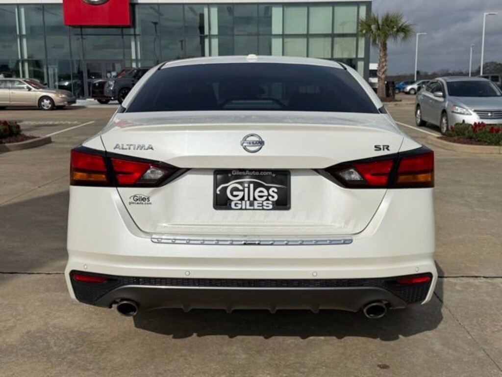 Used 2020 Nissan Altima 2.5 SR Sedan