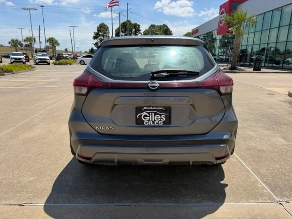 Used 2022 Nissan Kicks S SUV