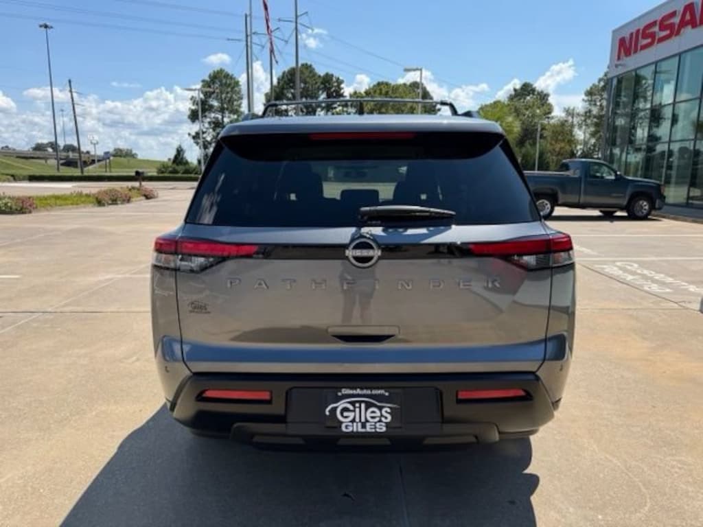 New 2026 Nissan Pathfinder SV SUV