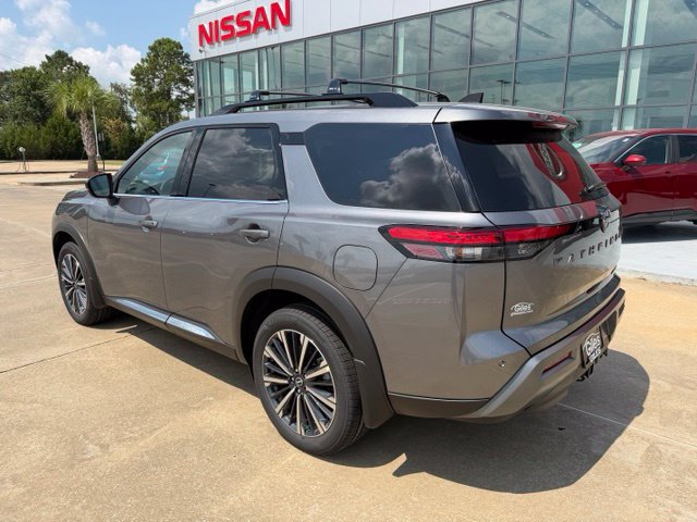 New 2026 Nissan Pathfinder Platinum SUV